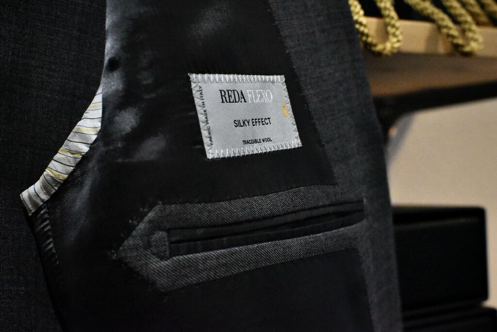 　”CAPODIMONTE ” LINE .ABITO