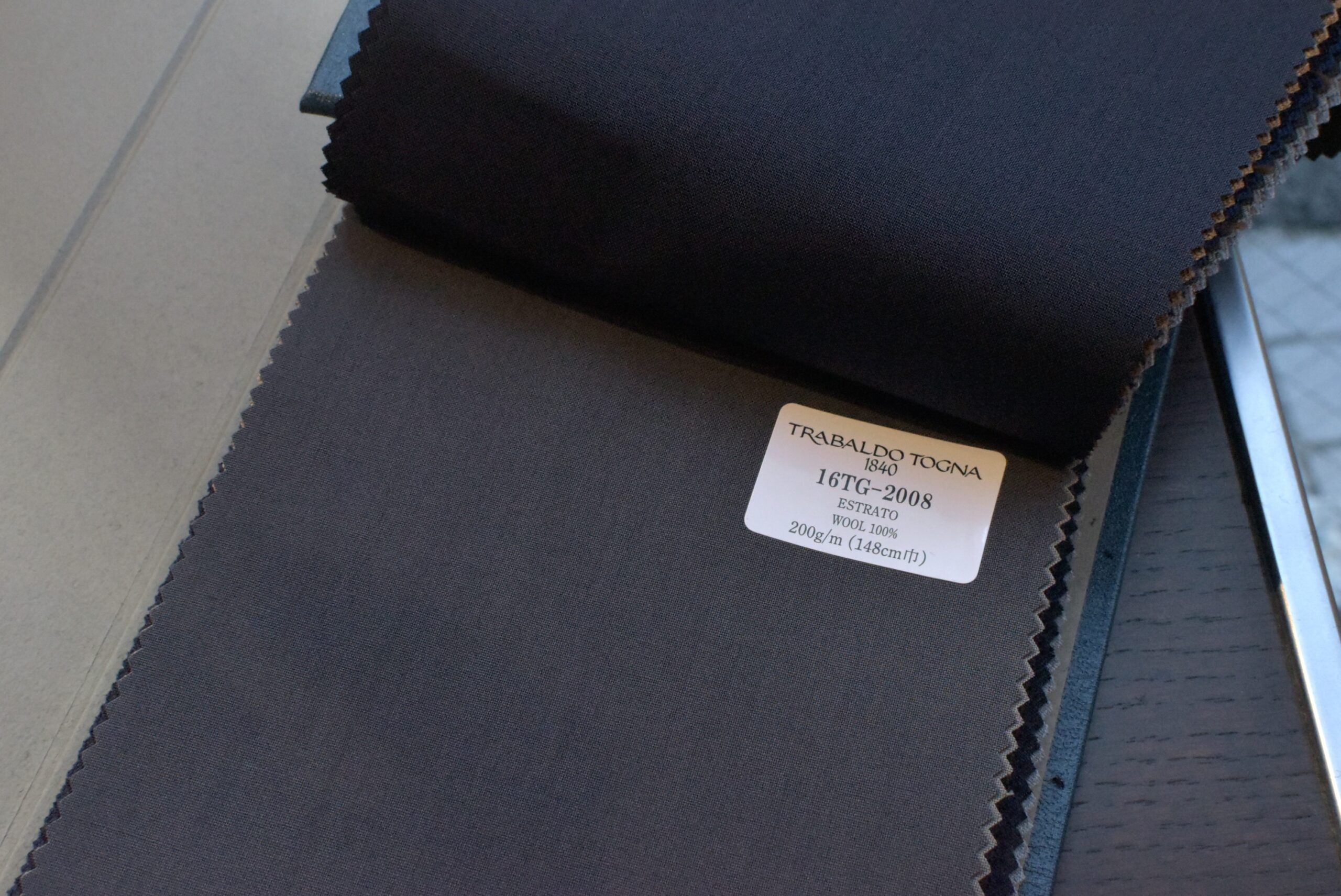 続々と入荷して来ました!