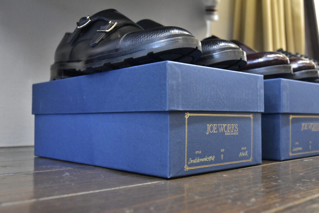 　” JOEWORKS SHOEMAKER “